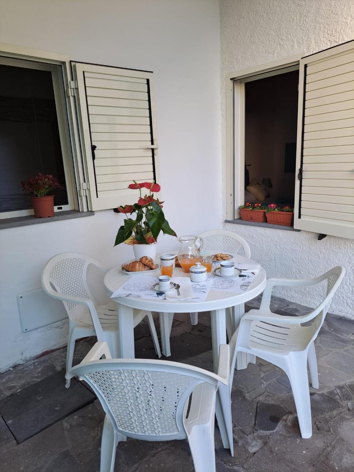 Lungomare Chess Apartment S'archittu Cuglieri Ngoại thất bức ảnh